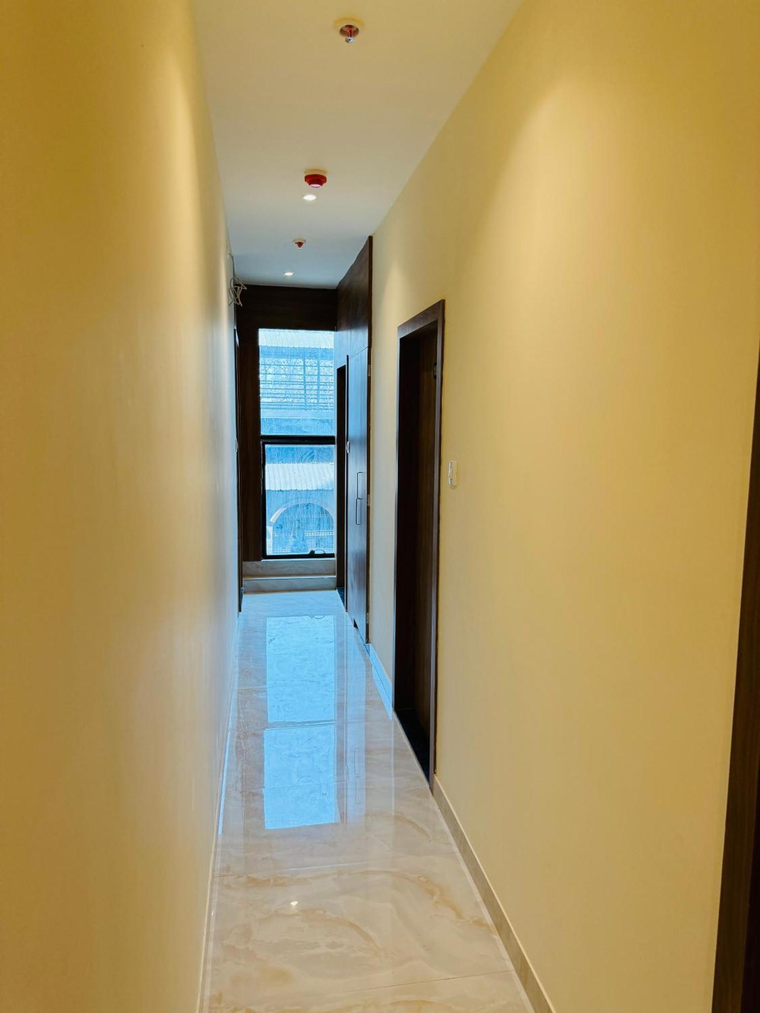 Hotel Bellamont Mumbai  Buitenkant foto