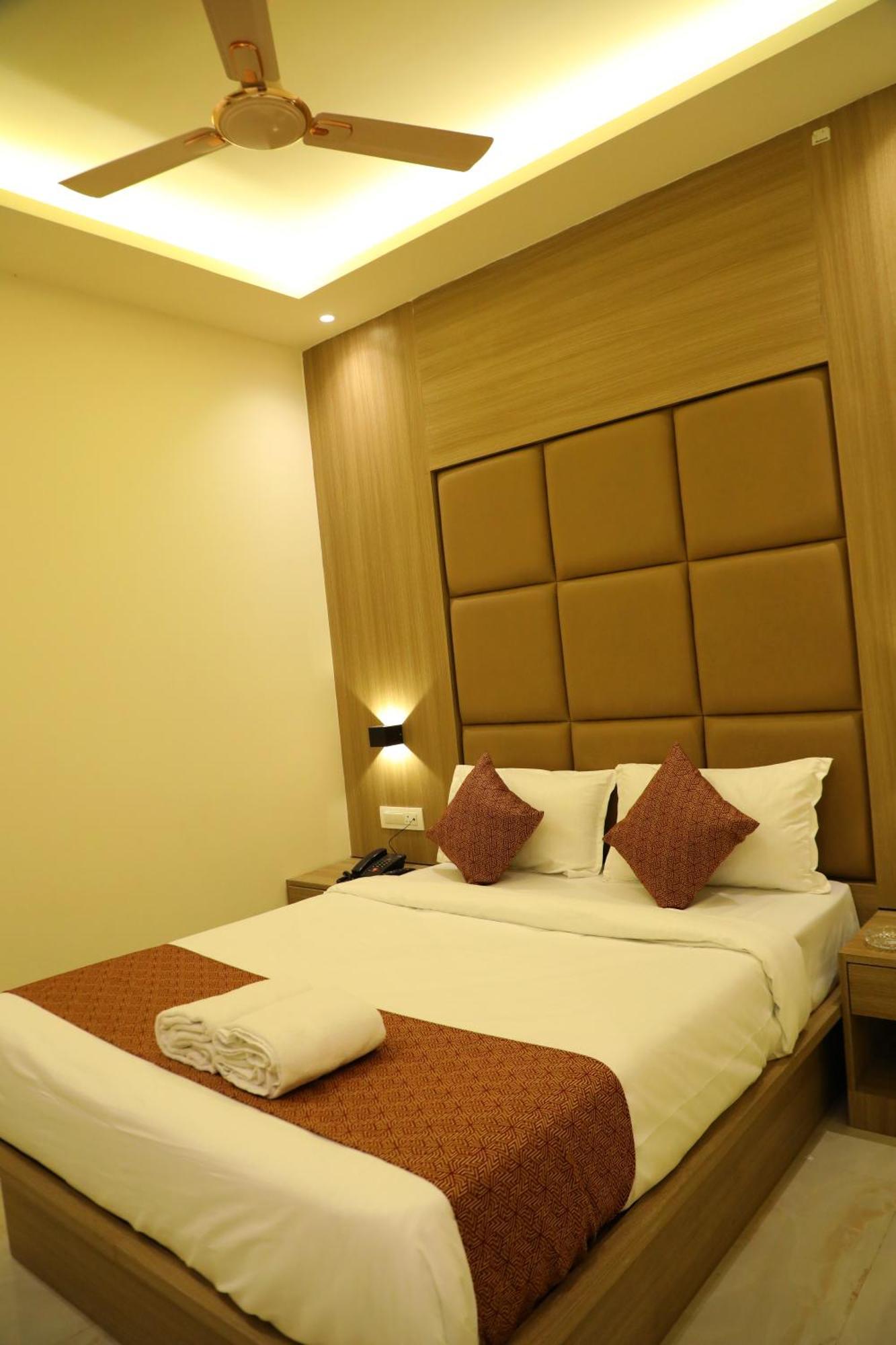 Hotel Bellamont Mumbai  Buitenkant foto