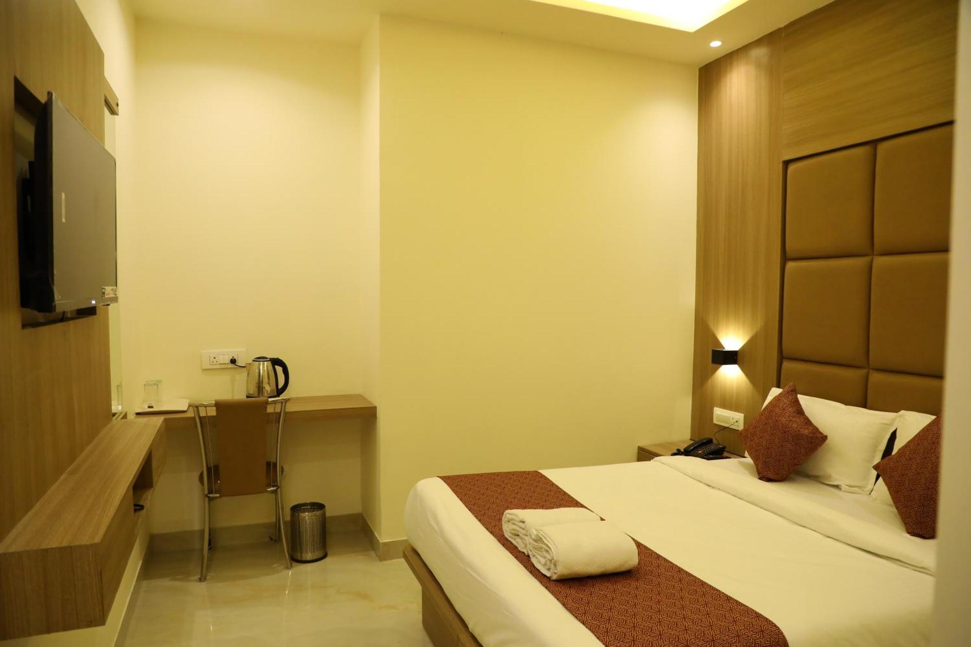 Hotel Bellamont Mumbai  Buitenkant foto